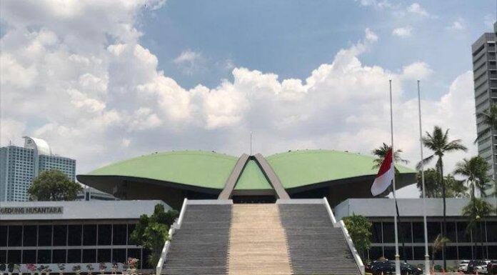DPR RI Minta Imbauan Kapolri Soal WFH Cegah Macet Arus Balik Ditindaklanjuti
