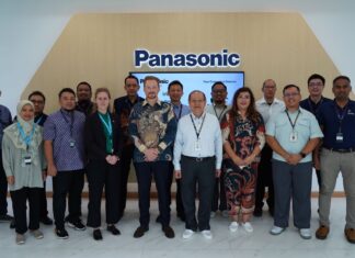Kunjungan Delegasi Swedia Beserta Perusahaan Asing di Indonesia ke Pabrik Panasonic