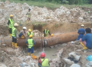 Respon Cepat, BU SPAM BP Batam Perbaiki Pipa 800 di Taman Baloi