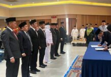 Walikota Amsakar dan Wakil Walikota Li Claudia, Lantik 8 Pejabat Baru Pemko Batam