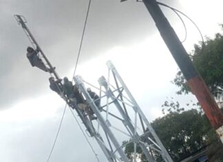 Pembangunan Tower di Sungai Langkai Tetap Berjalan Meski Ditolak Warga