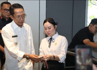 Tinjau Pelabuhan Internasional Batam Center dan Harbour Bay, Amsakar – Li Claudia Komitmen Benahi Kualitas Layanan Penumpang