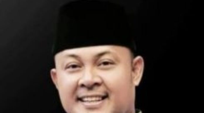 Iman Sutiawan Diterpa Isu Miring , Tokoh Batam Boleh Kritik, Tetapi Jangan Menghakimi